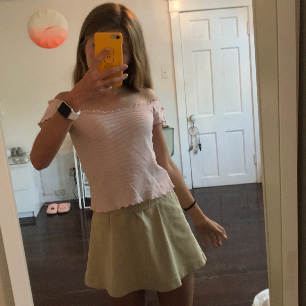 BRAND NEW Brandy Melville Pink Off the Shoulder!!